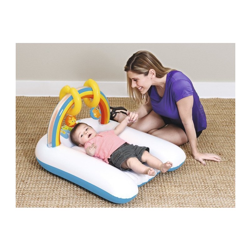 Felfújható fészek gyerkőcöknek mászókával