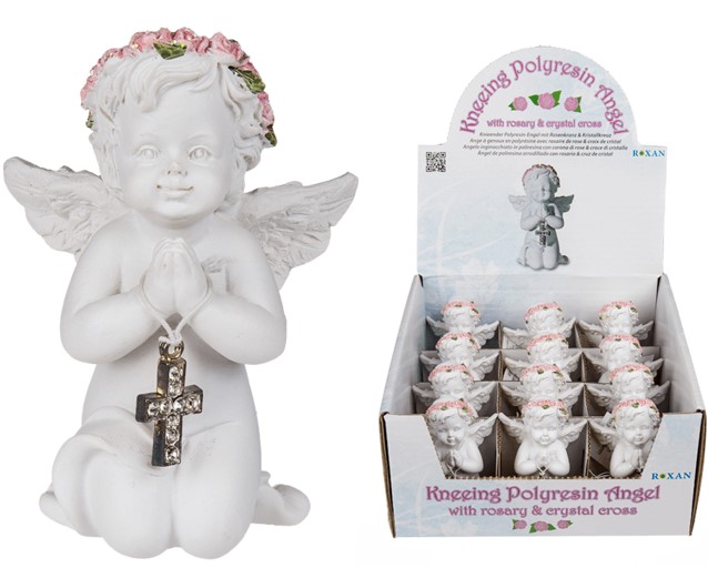Térdelő angyal rózsaszirom koszorúval