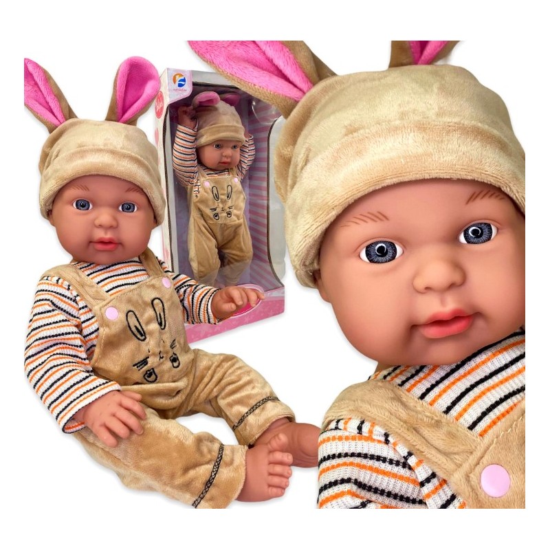 Aranyos baba kantáros nadrágban