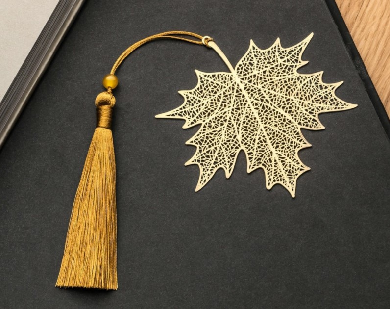 Juharfalevél könyvjelző