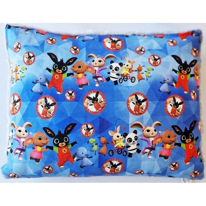 Kétoldalas bolyhos párna  - Bing Egyéb változatok: Bézs