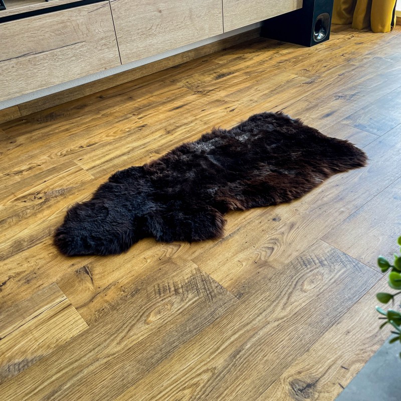 Báránybőr szőnyeg 100x45cm, barna