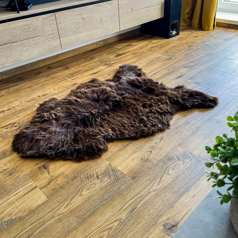 Báránybőr szőnyeg 95x55cm, barna
