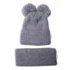 Zimní pletená čepice + nákrčník - šedá s bambulkami