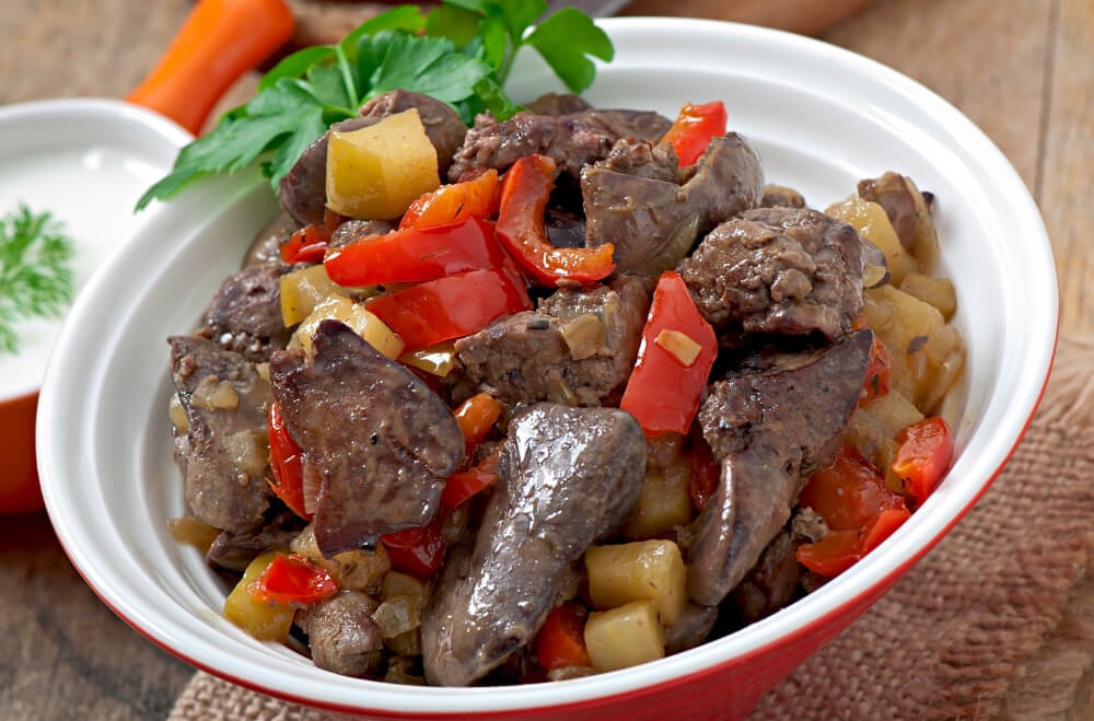 IV. Praktické tipy: Jak zakomponovat hovězí játra do jídelníčku (recepty, doplňky)