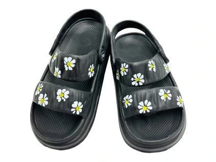 Dámské pantofle černé 806