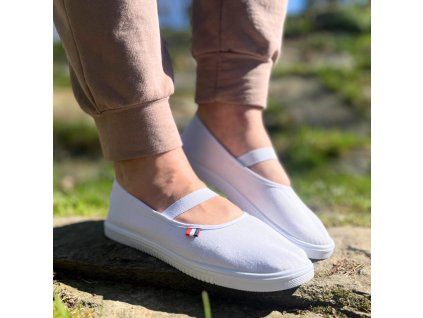 Dámské cvičky bílé CF73