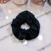 Scrunchie gumička do vlasů černá 0004