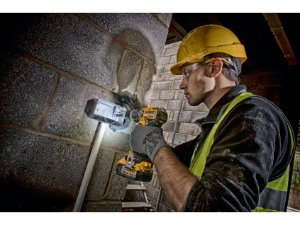 Vŕtačka príklepová 27/70Nm 18V XR 2x5,0Ah Tstak bezuhlíková DEWALT DCD796P2