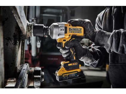Uťahovač rázový 1/2" krúžok 1626Nm 18V bez AKU Tstak bezuhlíkový DEWALT DCF961NT
