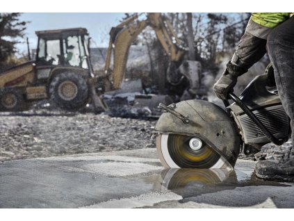 Kotúč segmentový diamantový ELITE 230x22,5mm DEWALT DT20462