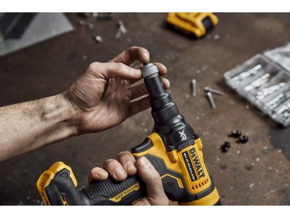 Nitovačka do 4,8mm 18V XR PowerStack 1x1,7Ah Tstak GFN kryt DEWALT DCF403E1GT