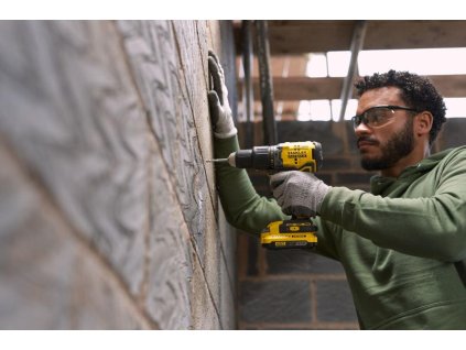 Vŕtačka príklepová 60Nm V20 FatMax® 18V 1x2,0Ah bezuhlíková FATMAX SFMCD715D1K