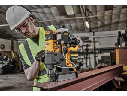 Vŕtačka magnetická 18V FLEXVOLT ADVANTAGE 2x9,0Ah kufor GFN DEWALT DCD1623X2G