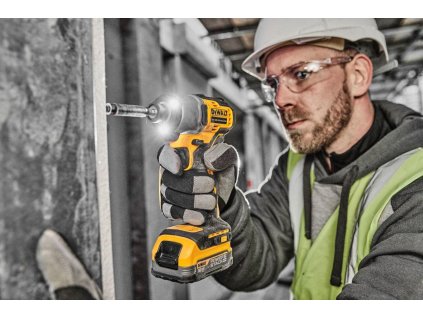 Uťahovač rázový 1/4" 192Nm 18V XR 1x1,7Ah Tstak bezuhlíkový DEWALT DCF840E1T