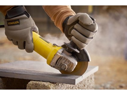 Brúska uhlová 115mm FatMax® 600W FATMAX FMEG615