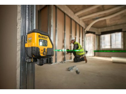 Laser krížový ZELENÝ, integrovaná batéria, USB nabíjanie DEWALT DCLE14201GB