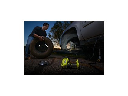 aku 18 V LED bodová svítilna ONE+ (bez baterie a nabíječky) Ryobi R18SPL-0