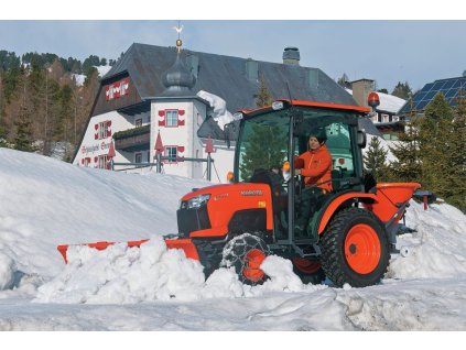 Traktor Kubota B2261 - zimny set