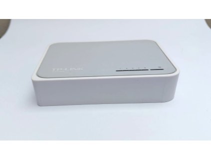 Switch TP-LINK TL-SF1005D (BAZAR)