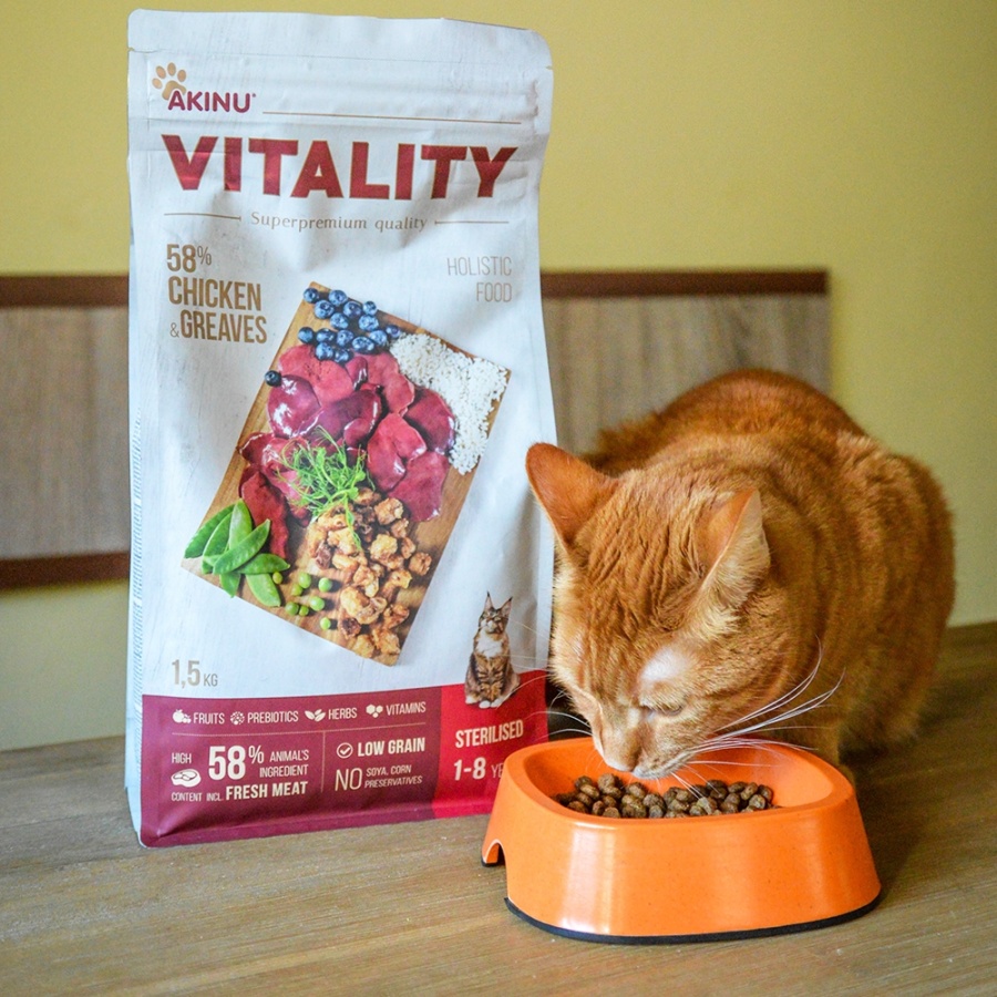 Akinu VITALITY cat sterilised chicken & Greaves 1,5kg Obrázek