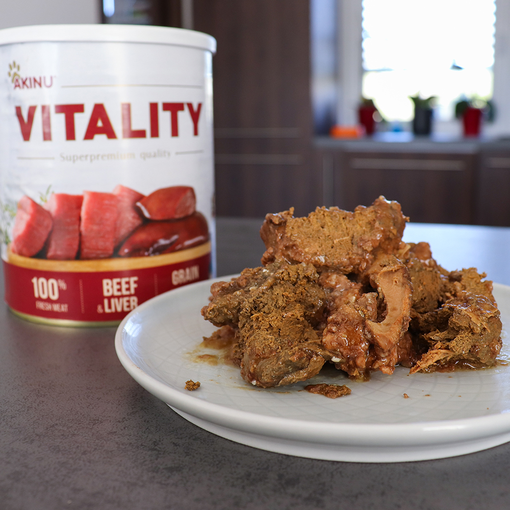 Akinu VITALITY hovězí s játry mleté pro psy 800 g Obrázek