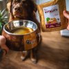 Akinu VITALITY Hmyzí vývar kapsa pro psy na cesty 200 g