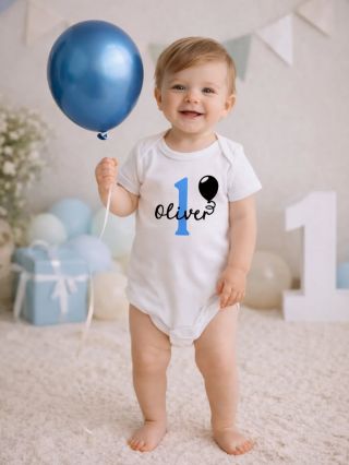 První narozeniny si zaslouží něco speciálního 🎂👶 Roztomilé bodýčko s vlastním potiskem udělá z každé oslavy...