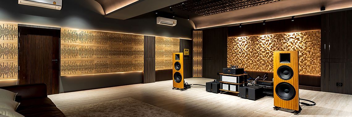 posluchova miestnost