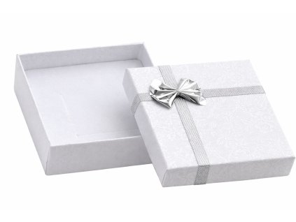 ALT text 4: Dárková krabička na náhrdelník a náušnice – bílá se stříbrnou stuhou