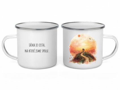 Smaltovaný plecháček s akvarelovým potiskem páru na cestě a citátem 'Láska je cesta, na které jsme spolu' od Akvarela Design.
