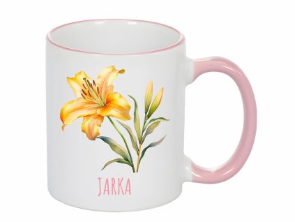 Keramický hrnek s potiskem žluté lilie na bílém pozadí, ideální pro milovníky květinových designů. Růžový okraj a ouško.