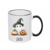 Keramický hrnek 325 ml s akvarelovým motivem ducha v kouzelnickém klobouku a dvěma dýněmi z Halloween edice.