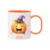 Plastový hrnek s veselou dýní v kouzelnickém klobouku a malým pavoukem, Halloween edice.