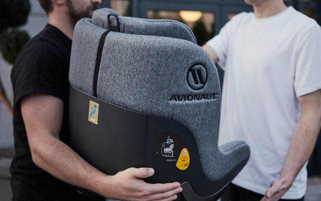 Čo robiť s detskou autosedačkou Avionaut po nehode?