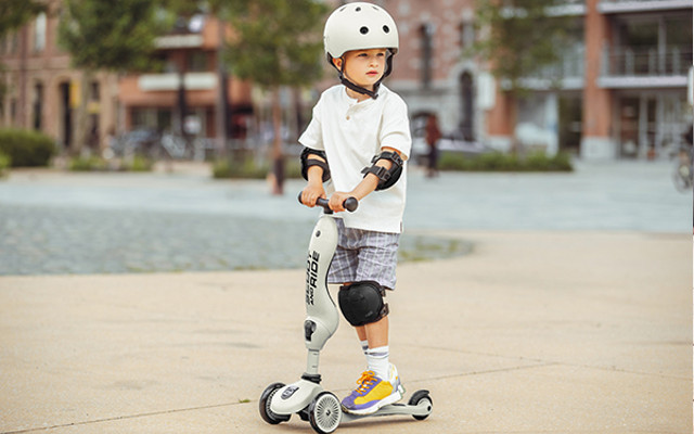 Scoot&Ride Highwaykick 1 - Kompletná výbava pre bezpečnú jazdu