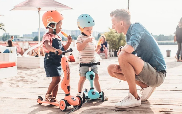 Scoot&Ride Highwaykick 1 vs Push and Go – ktoré odrážadlo je lepšie pre vaše dieťa?