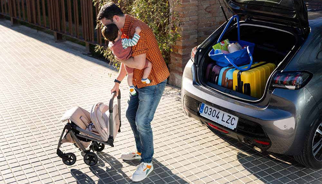 Bugaboo Butterfly 2 vs. Joolz Aer 2 – Skladanie a manipulácia