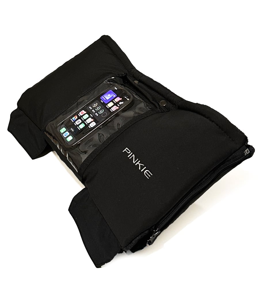 E-shop rukávnik Pinkie Softshell Black Case na Thule