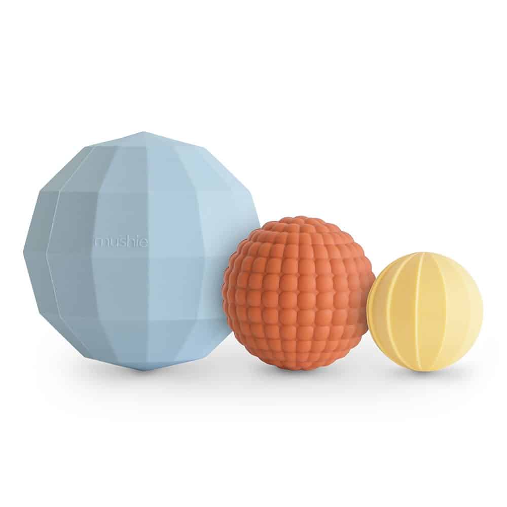 E-shop SENZORICKÁ HRAČKA MUSHIE NESTING SPHERES - POWDER BLUE