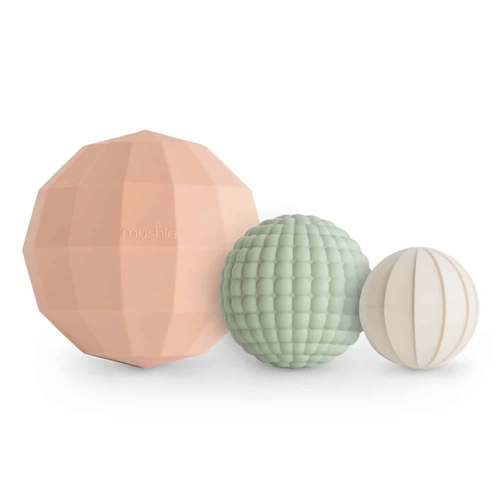E-shop SENZORICKÁ HRAČKA MUSHIE NESTING SPHERES - BLUSH