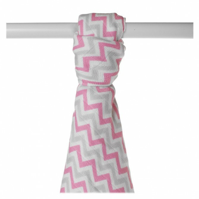 E-shop XKKO BMB Bambusová osuška Scandinavian Baby Pink Chevron, 90x100, 1ks
