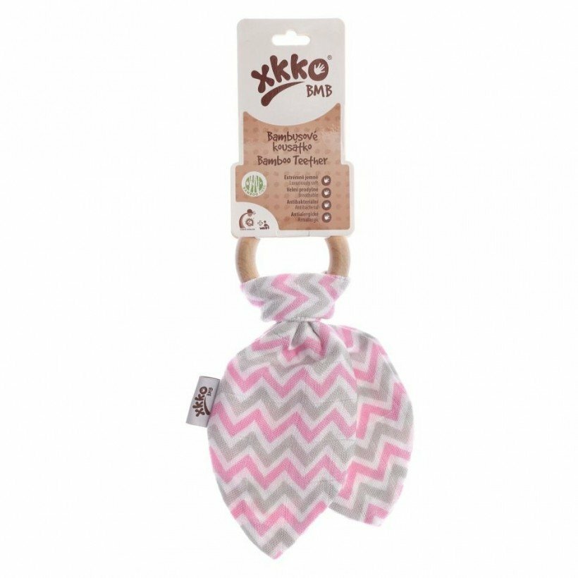 E-shop XKKO BMB Hryzátko Lístky - Chevron Baby Pink