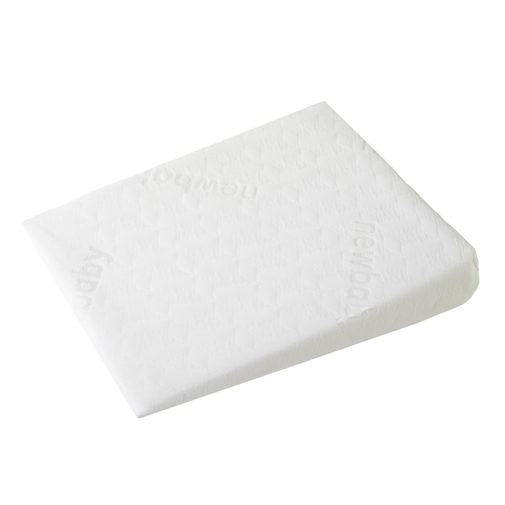 E-shop Dojčenský vankúš - klin New Baby BASIC biely 30x37 cm do kočíka - 54748