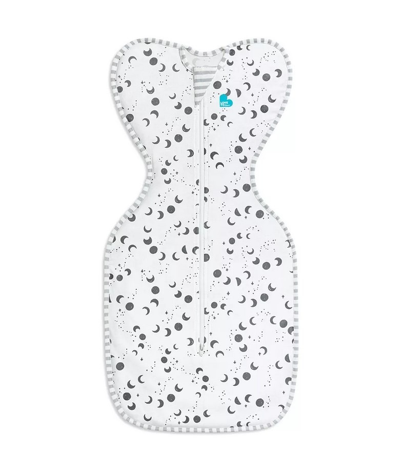 Love To Dream Swaddle UP Zavinovačka-veľkosť XS biela/vesmír - FÁZA1 - 0,2 TOG Bamboo Lite