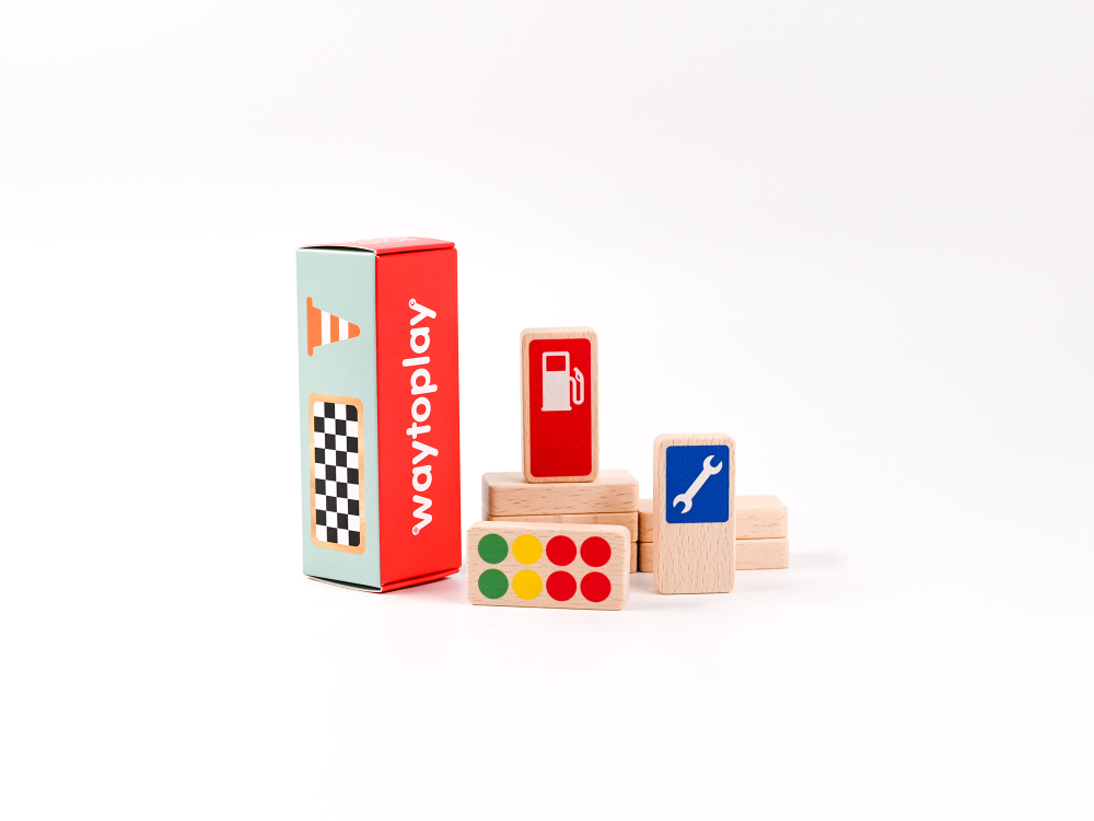 E-shop waytoplaytoys Waytoplay pretekárske značky - set 8 ks drevených značiek