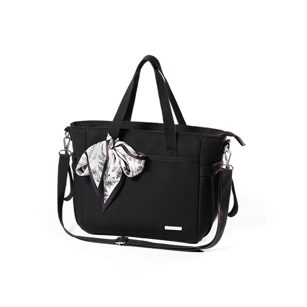 E-shop BABYONO Taška prebaľovacia Carmen - black