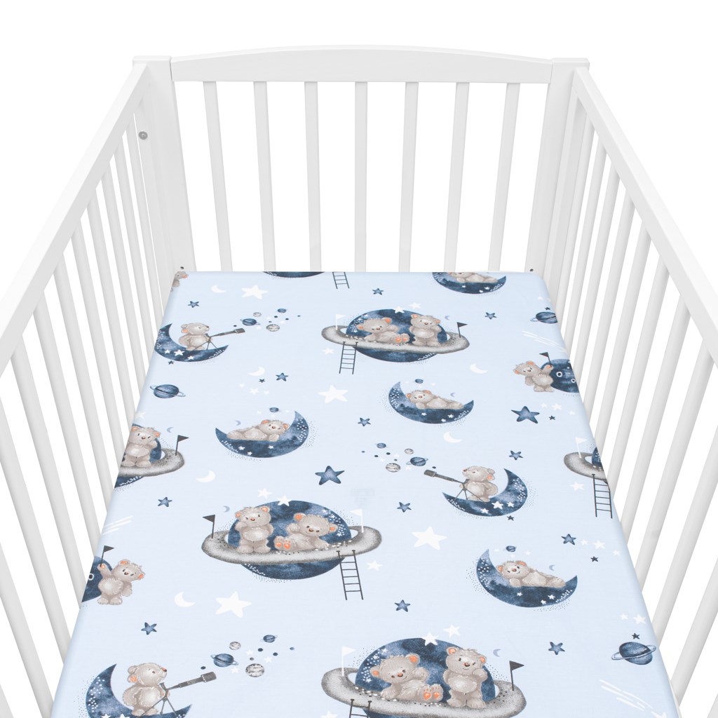 E-shop Bavlnené prestieradlo do postieľky New Baby Teddy bear in space 120x60 cm - 56678