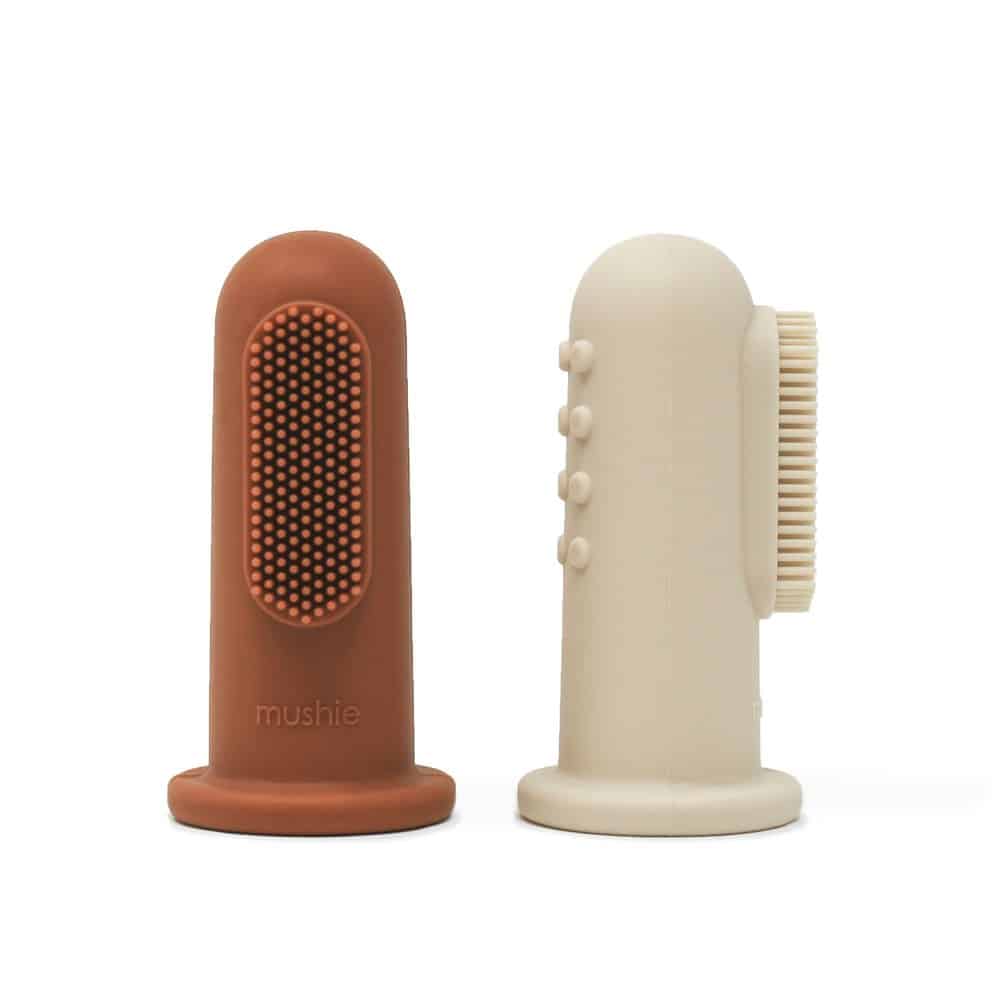 E-shop SILIKÓNOVÉ ZUBNÉ KEFKY NA PRST MUSHIE - CLAY/ SHIFTING SAND