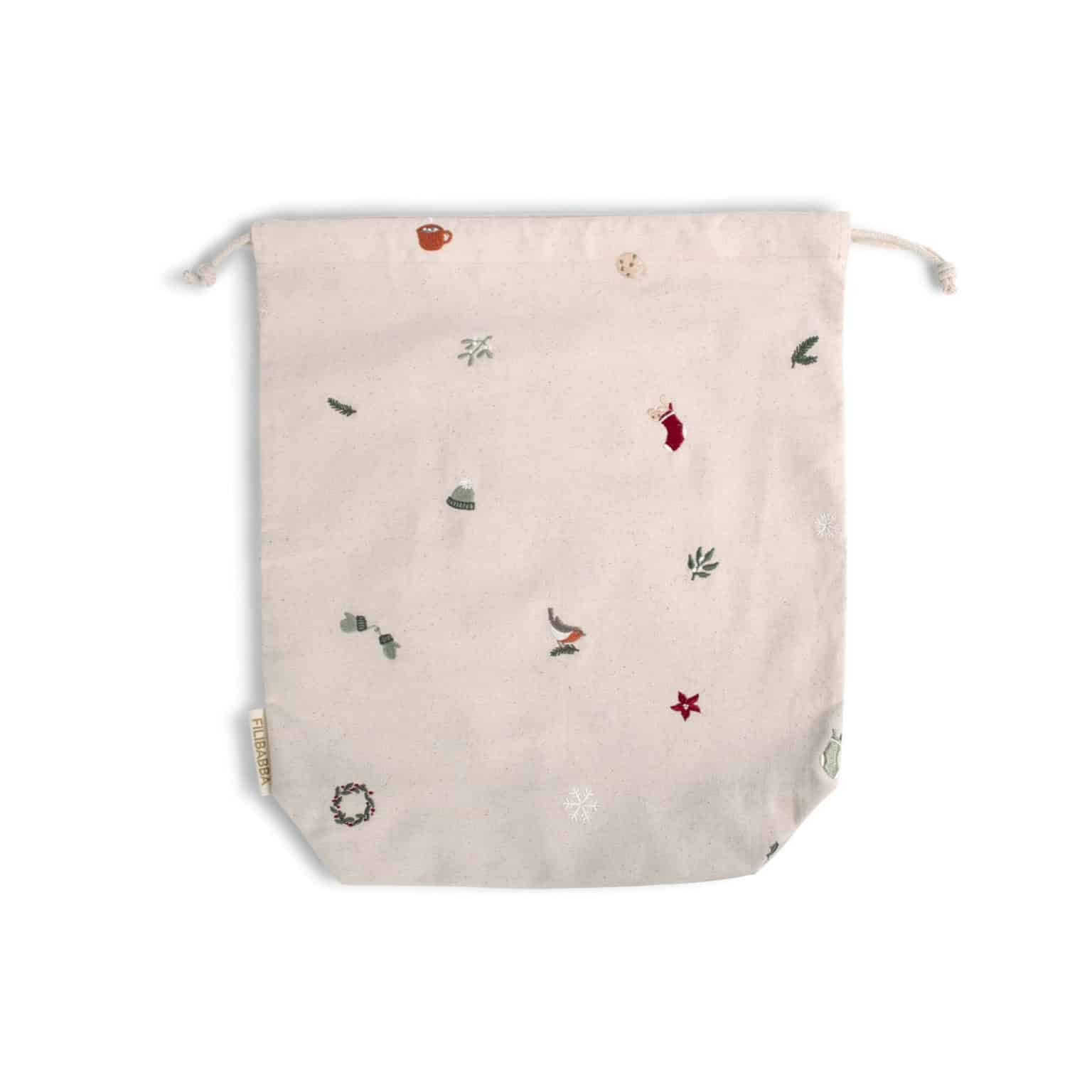 E-shop VYŠÍVANÉ DARČEKOVÉ VRECKO FILIBABBA - WONDERFUL WINTER MEDIUM